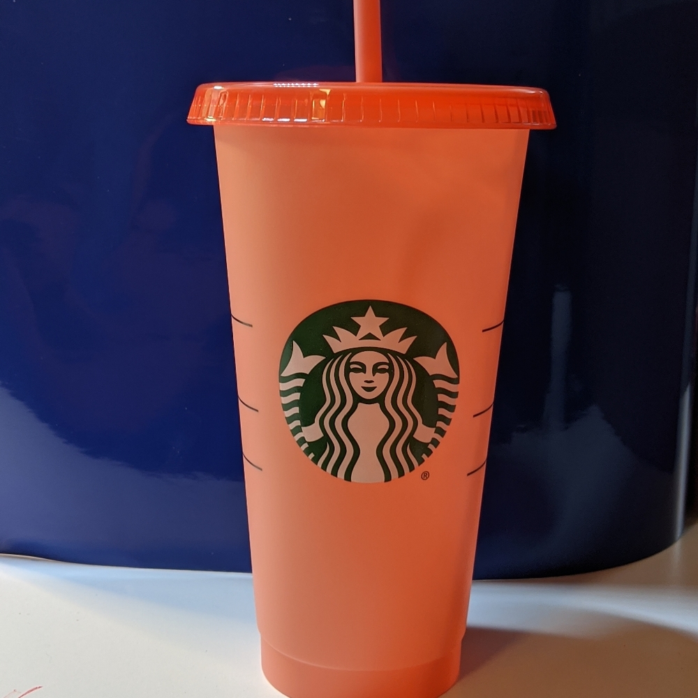 Starbucks color changing cup